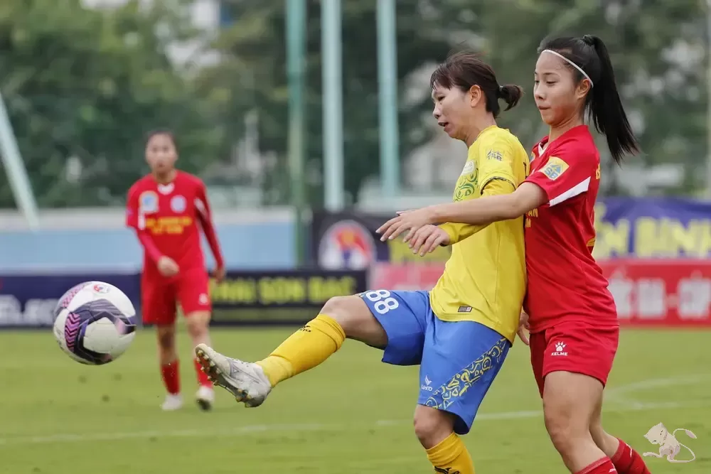 Thùy Trang ‘mục tiêu kép’: Futsal World Cup và chung kết châu Á!