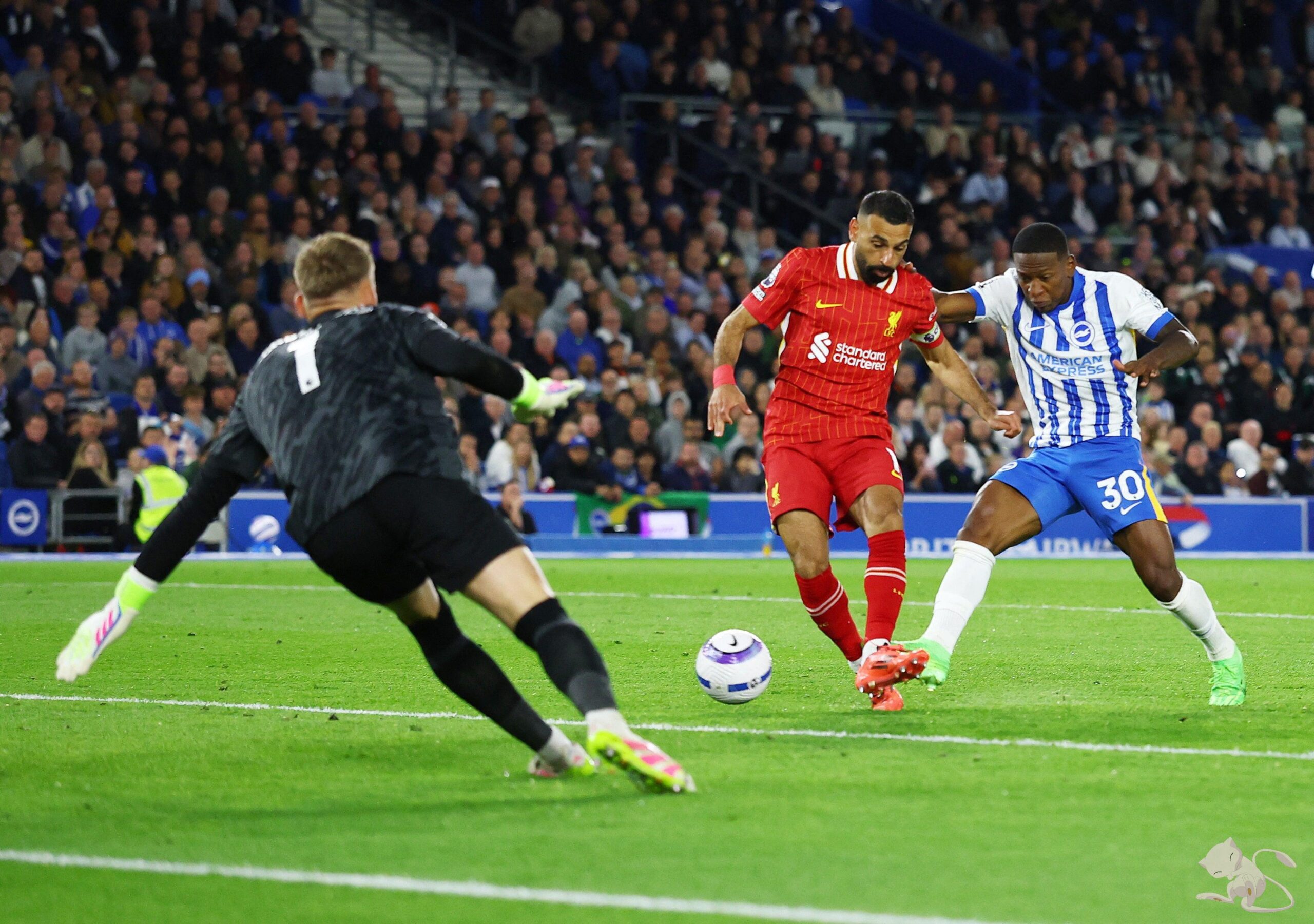 Liverpool gục ngã trước Brighton 2-3: Ngày Salah bị chấm 5/10