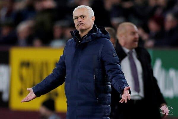 Sốc: Mourinho trở lại MU thay Amorim?